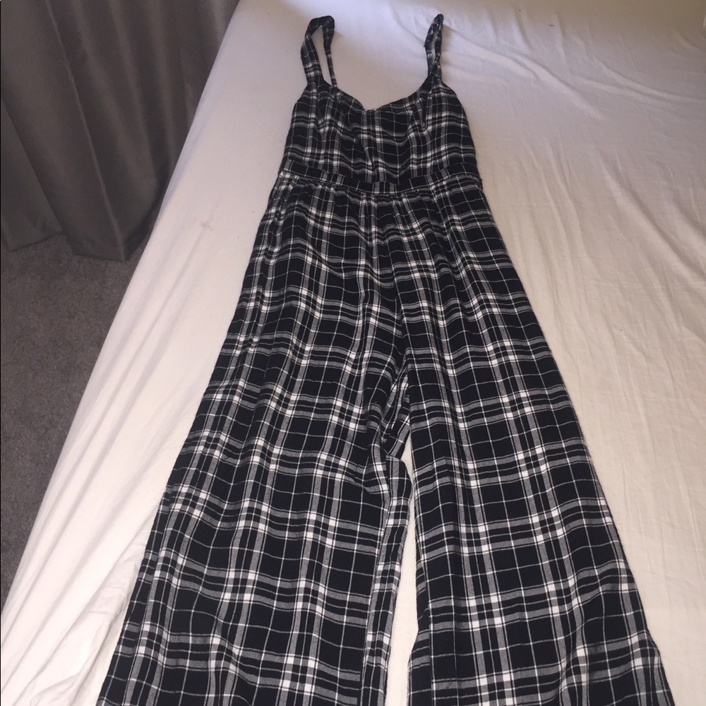 Hollister pantsuit